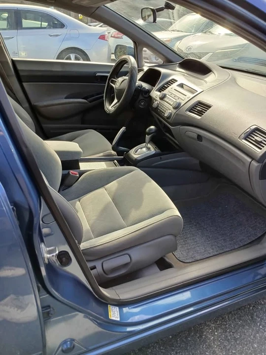 2009 Honda Civic 8th Gen - Image 5 of 11