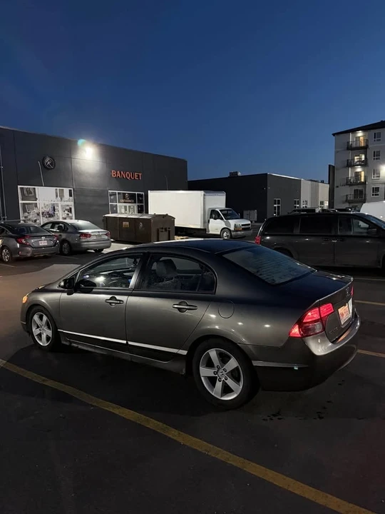 2009 Honda Civic 8th Gen - Image 4 of 6