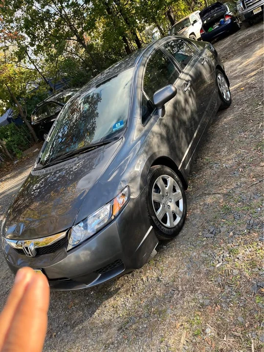2009 Honda Civic 8th Gen - Image 5 of 8