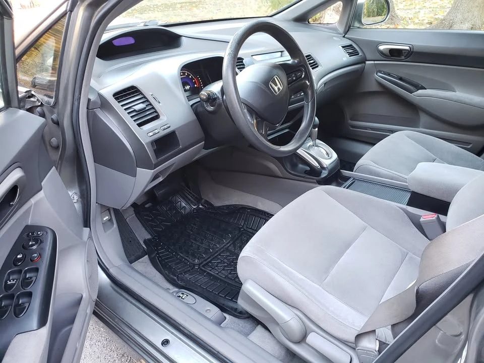 2009 Honda Civic 8th Gen - Image 10 of 11