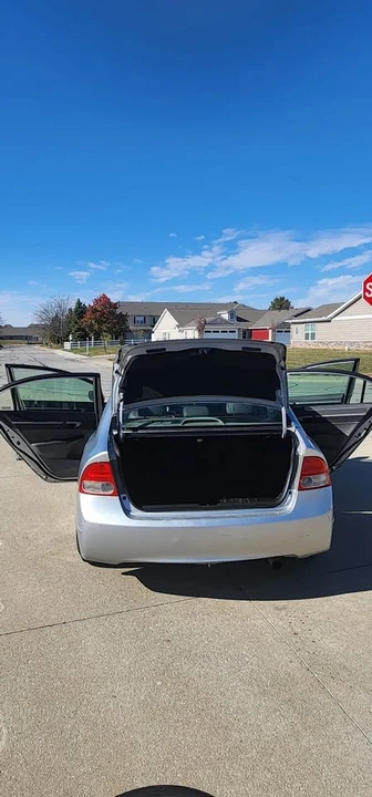 2009 Honda Civic 8th Gen - Image 10 of 14
