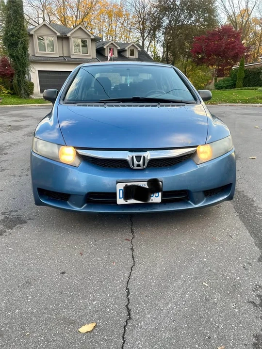 2009 Honda Civic 8th Gen - Image 2 of 8
