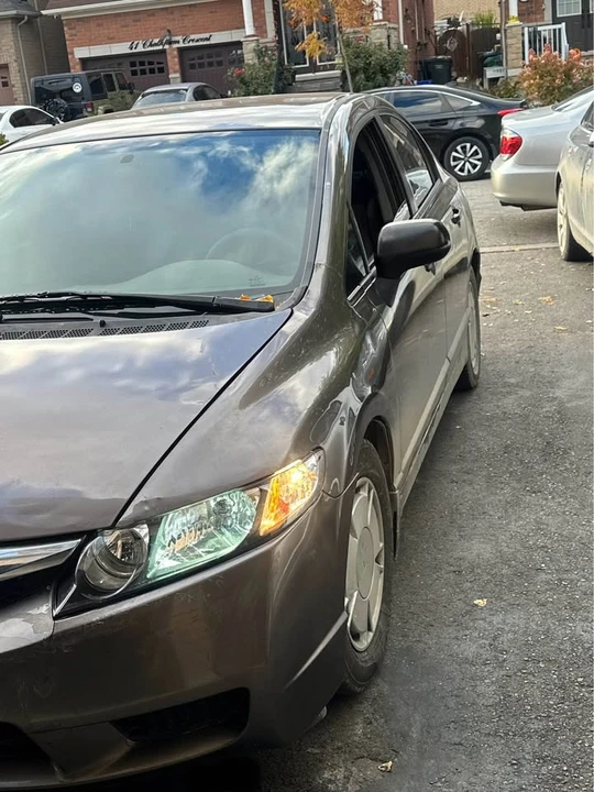 2009 Honda Civic 8th Gen - Image 6 of 14