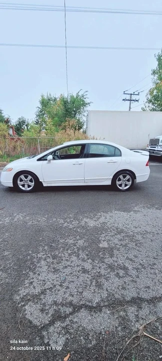 2009 Honda Civic 8th Gen - Image 6 of 10