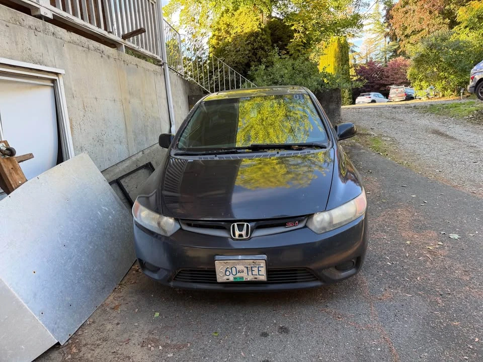 2009 Honda Civic 8th Gen - Image 2 of 20