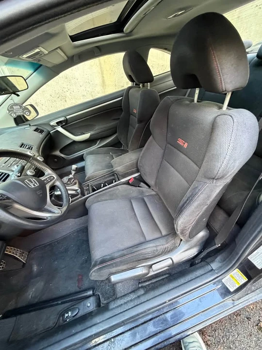 2009 Honda Civic 8th Gen - Image 16 of 20