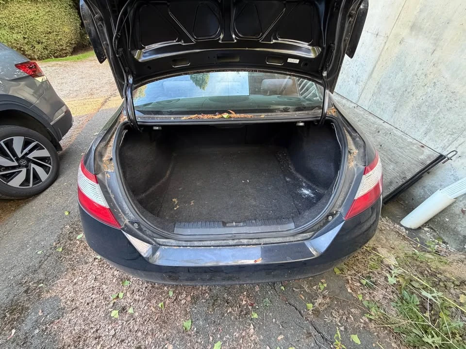 2009 Honda Civic 8th Gen - Image 8 of 20
