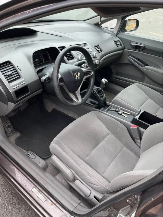 2009 Honda Civic 8th Gen - Image 3 of 6