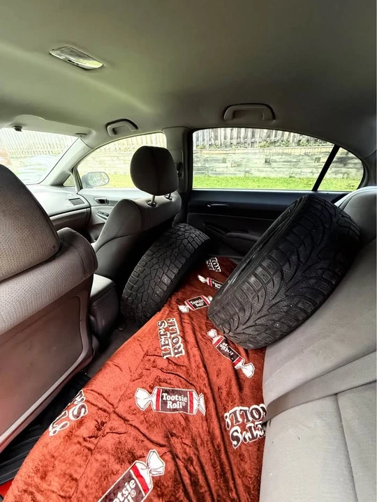 2009 Honda Civic 8th Gen - Image 13 of 13