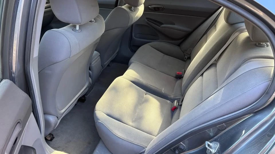 2009 Honda Civic 8th Gen - Image 14 of 15