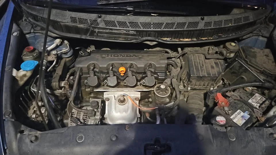 2009 Honda Civic 8th Gen - Image 6 of 7
