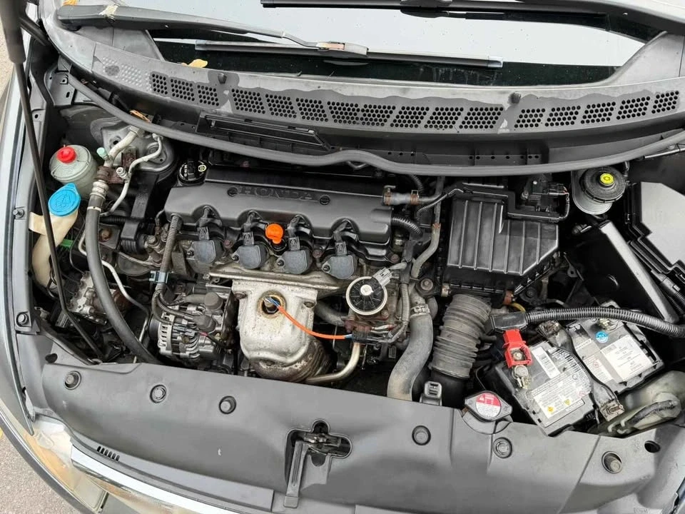 2009 Honda Civic 8th Gen - Image 9 of 13