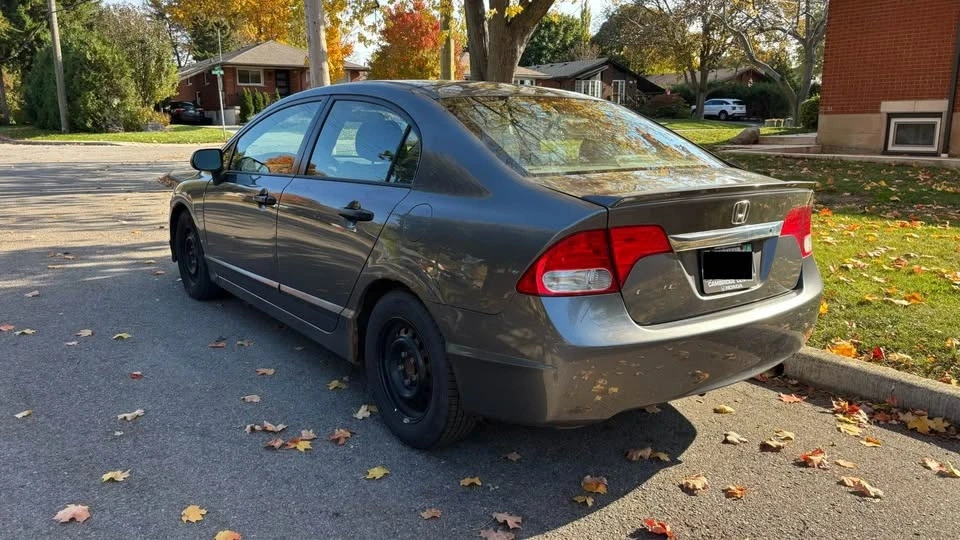 2009 Honda Civic 8th Gen - Image 6 of 15