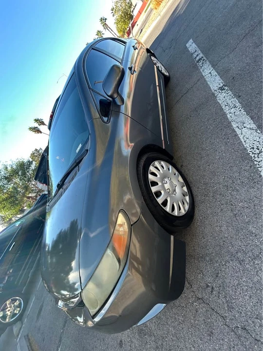 2009 Honda Civic 8th Gen - Image 3 of 12