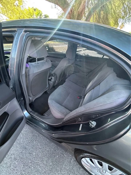 2009 Honda Civic 8th Gen - Image 10 of 12