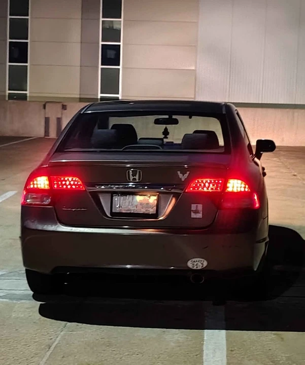 2009 Honda Civic 8th Gen - Image 17 of 20