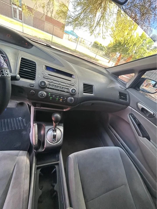 2009 Honda Civic 8th Gen - Image 7 of 12