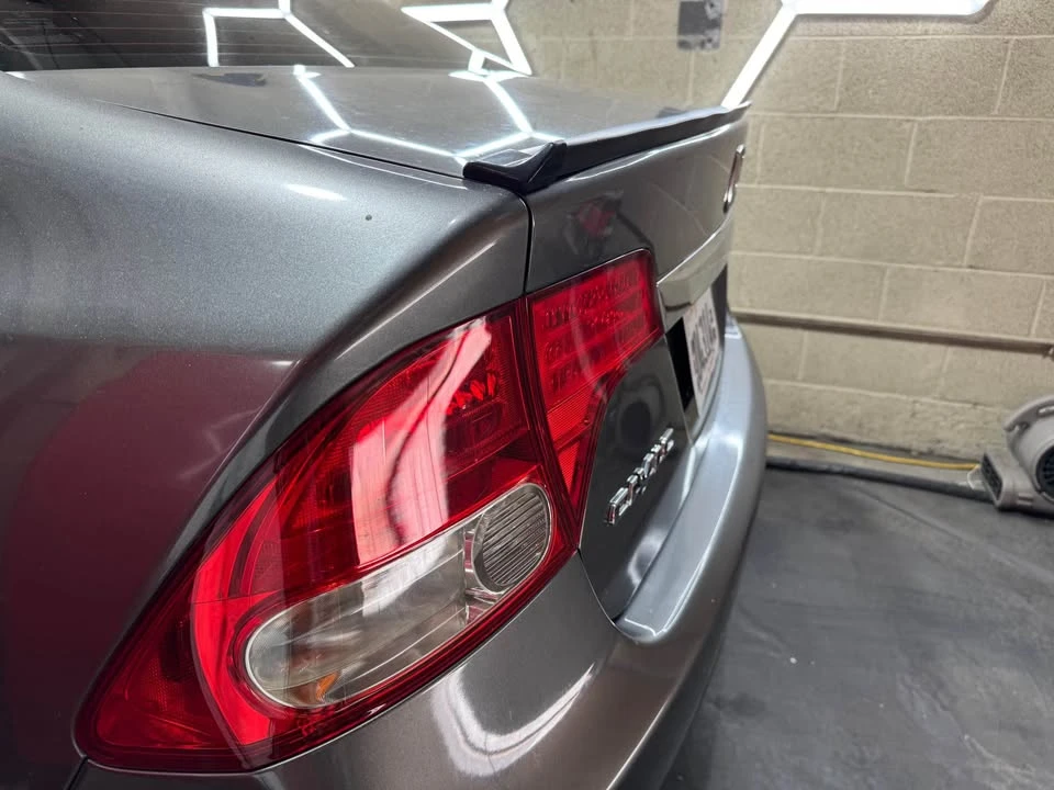 2009 Honda Civic 8th Gen - Image 8 of 17