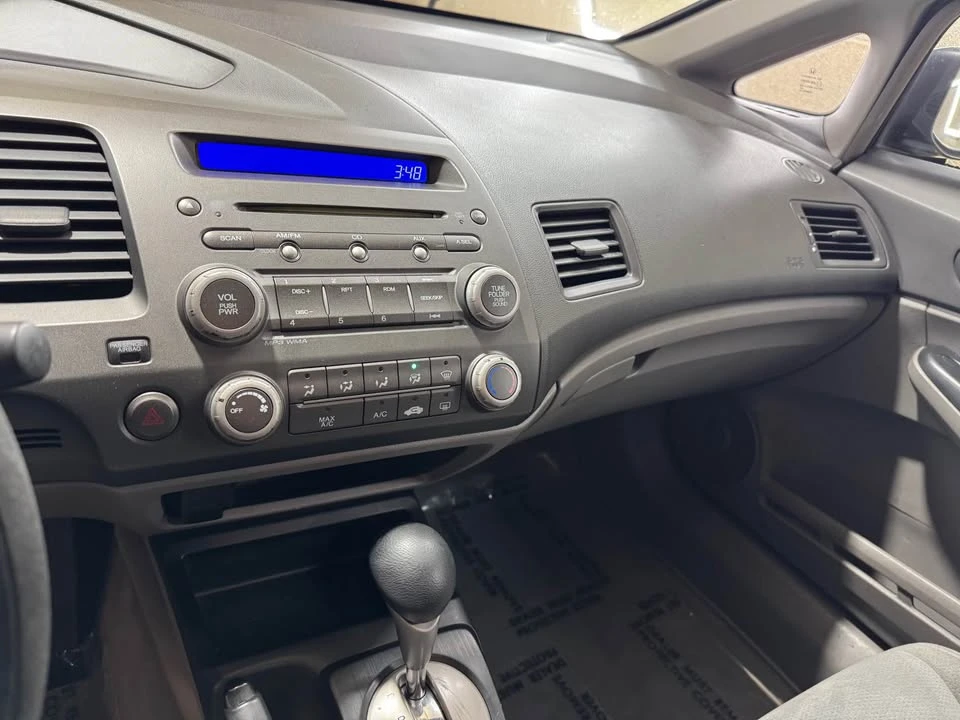 2009 Honda Civic 8th Gen - Image 12 of 17