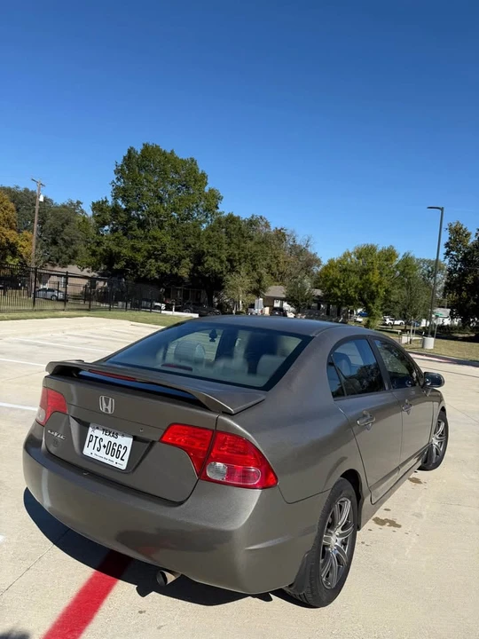 2009 Honda Civic 8th Gen - Image 8 of 12