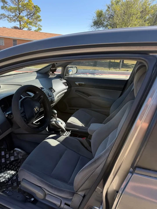2009 Honda Civic 8th Gen - Image 12 of 12