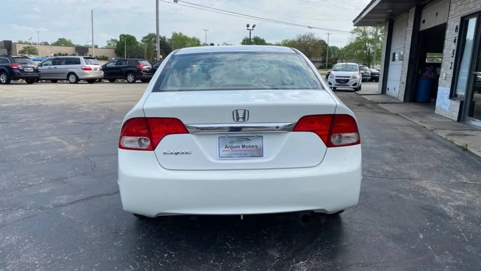 2009 Honda Civic 8th Gen - Image 8 of 20