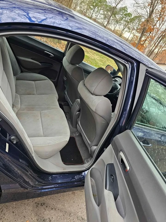 2009 Honda Civic 8th Gen - Image 10 of 10