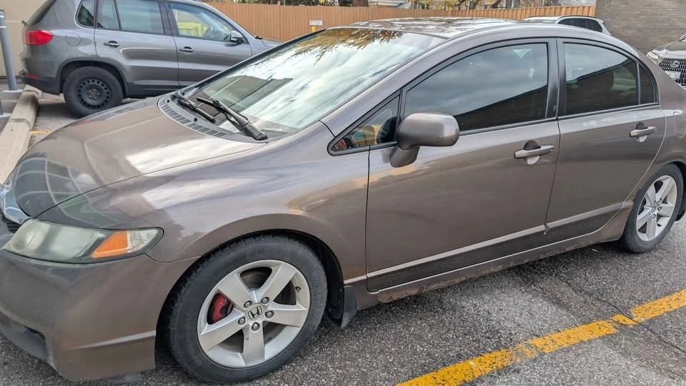 2009 Honda Civic 8th Gen - Image 8 of 8
