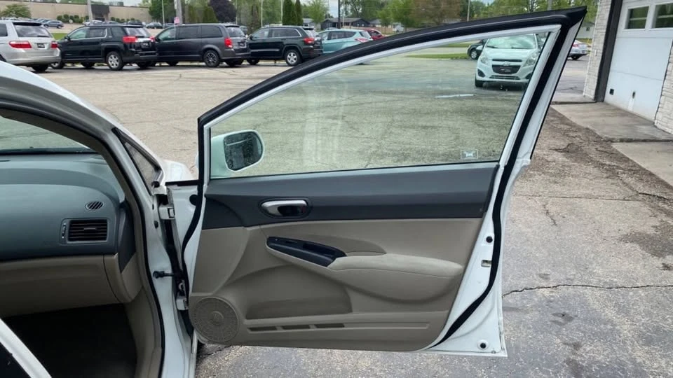 2009 Honda Civic 8th Gen - Image 19 of 20