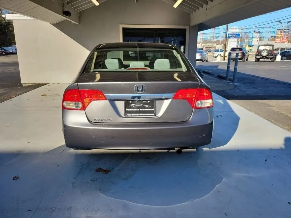 2009 Honda Civic 8th Gen - Image 3 of 16