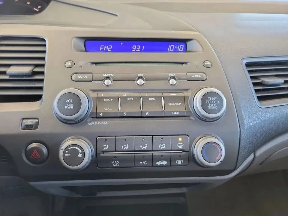 2009 Honda Civic 8th Gen - Image 8 of 16