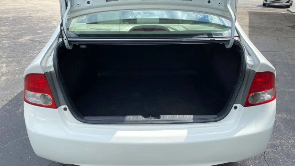 2009 Honda Civic 8th Gen - Image 15 of 20