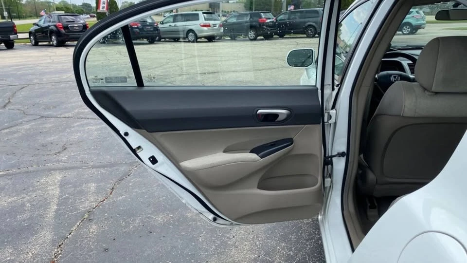 2009 Honda Civic 8th Gen - Image 13 of 20