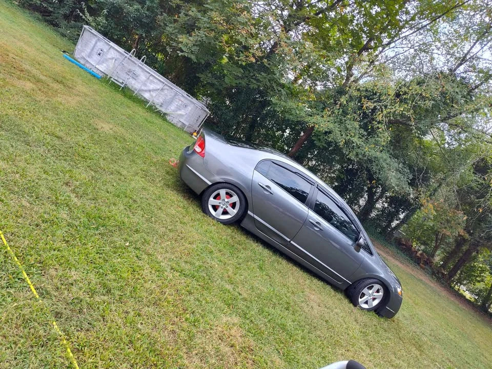 2009 Honda Civic 8th Gen - Image 6 of 9