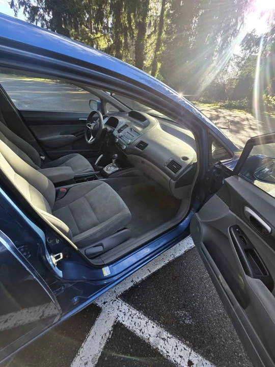 2009 Honda Civic 8th Gen - Image 10 of 11