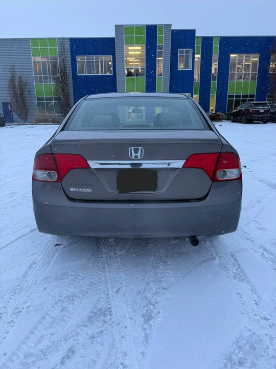 2009 Honda Civic 8th Gen - Image 5 of 11