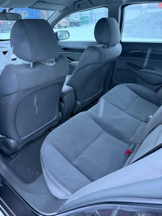 2009 Honda Civic 8th Gen - Image 7 of 11
