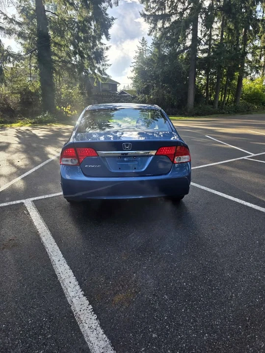 2009 Honda Civic 8th Gen - Image 3 of 11