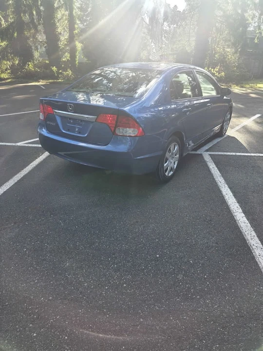 2009 Honda Civic 8th Gen - Image 4 of 11