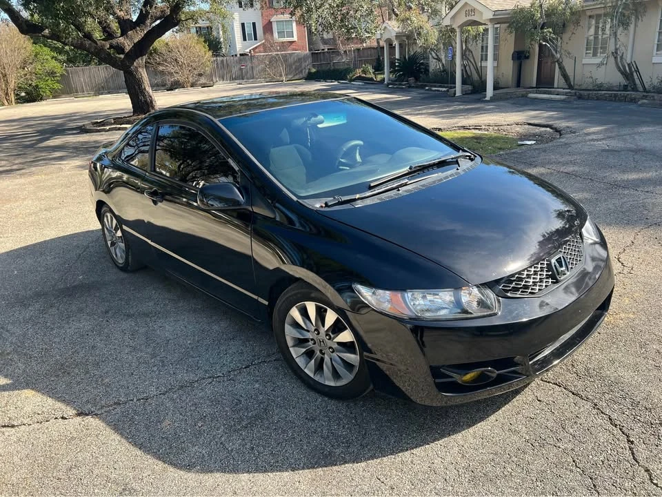 2009 Honda Civic 8th Gen - Image 3 of 7