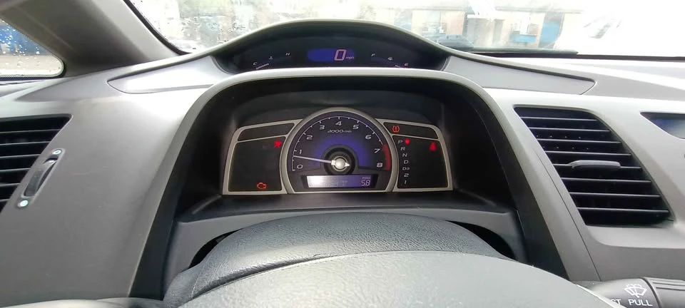 2009 Honda Civic 8th Gen - Image 10 of 13