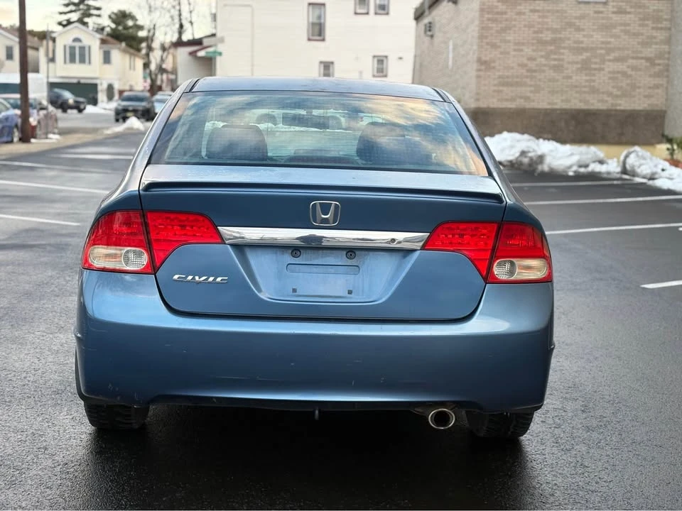 2009 Honda Civic 8th Gen - Image 5 of 19