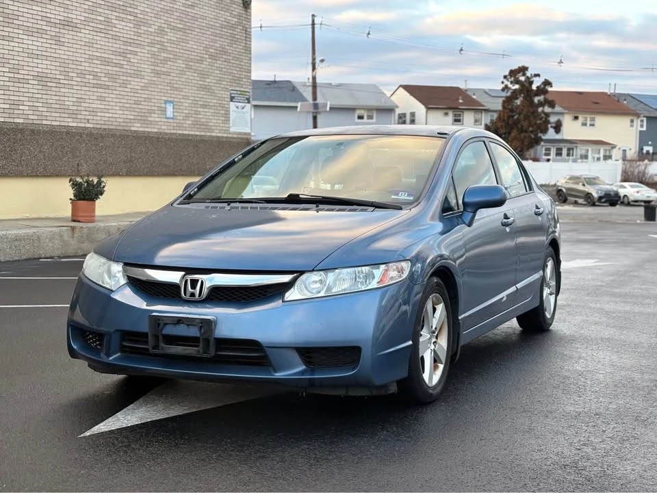 2009 Honda Civic 8th Gen - Image 3 of 19
