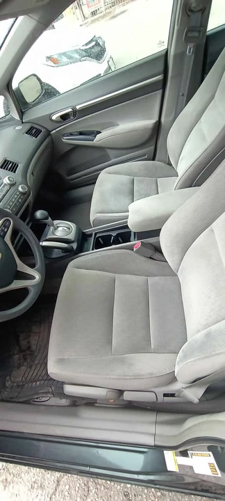 2009 Honda Civic 8th Gen - Image 6 of 13