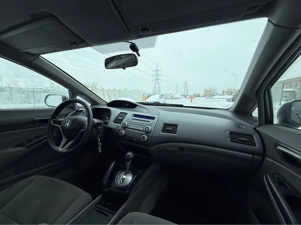 2009 Honda Civic 8th Gen - Image 12 of 16