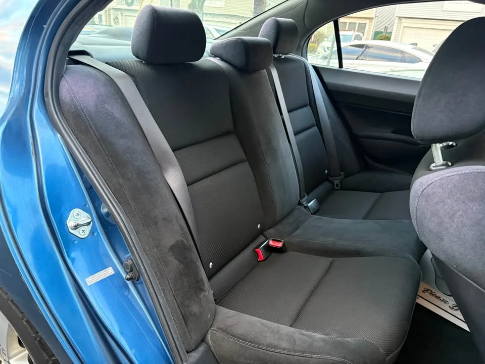 2009 Honda Civic 8th Gen - Image 11 of 19