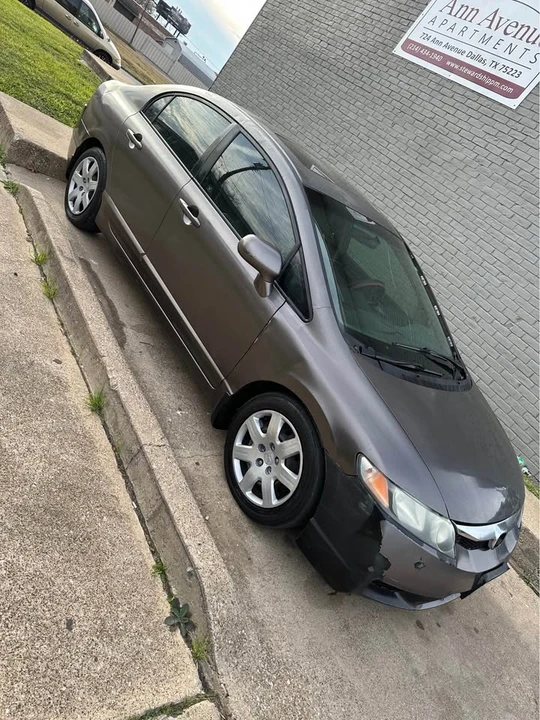 2009 Honda Civic 8th Gen - Image 9 of 12