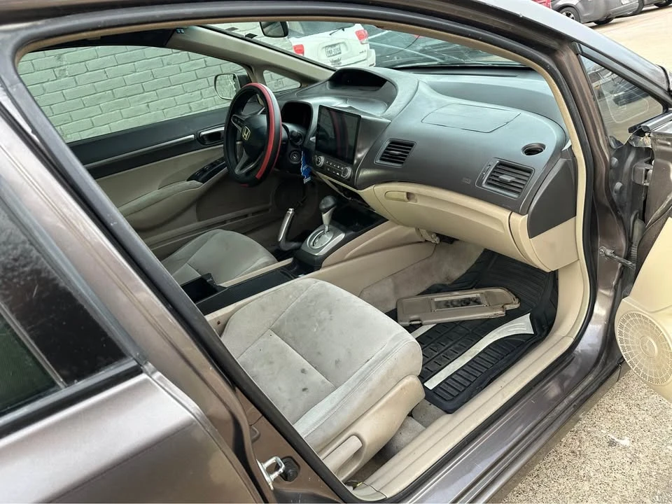 2009 Honda Civic 8th Gen - Image 5 of 12