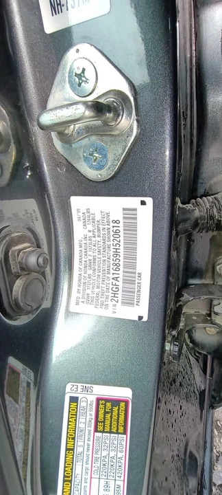 2009 Honda Civic 8th Gen - Image 9 of 13