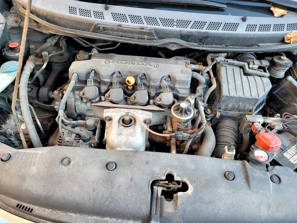 2009 Honda Civic 8th Gen - Image 6 of 6